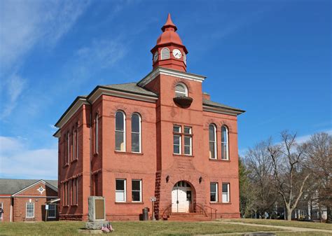 Prince William County Courthouse .